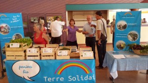 Stand Terre Solidaire pour la journée Développement Durable à Sainte Hélène du Lac